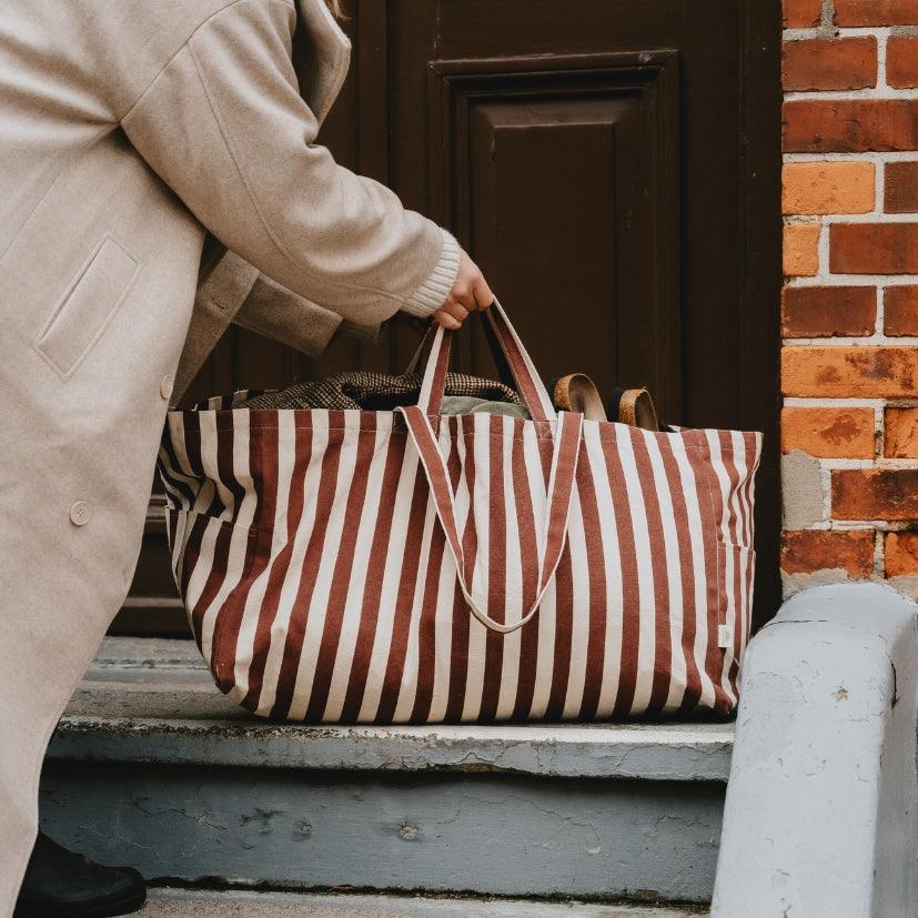 OMOM Ekologisk Tote bag XL - Randig Flera färger - Bild 3
